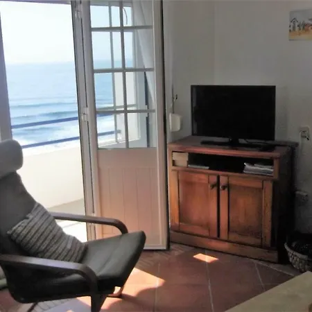 Cliff House Next To Ericeira